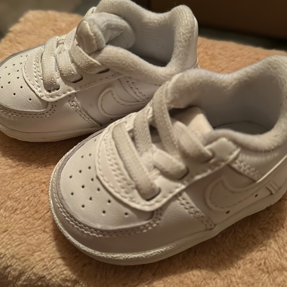 Air Force 1 crib bootie, sz 1C